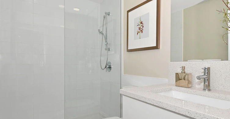 309-175 West 14th Street, North Vancouver, BC, V7M 0E6 - 9