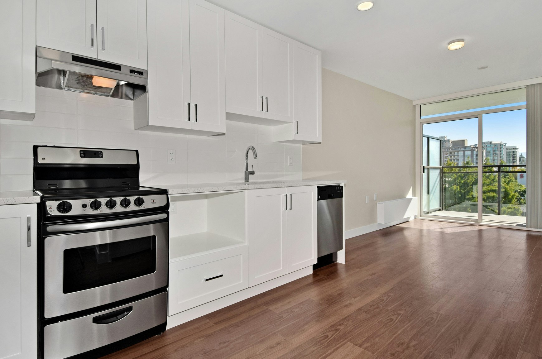 610-175 West 14th Street, North Vancouver, BC, V7M 0E6
