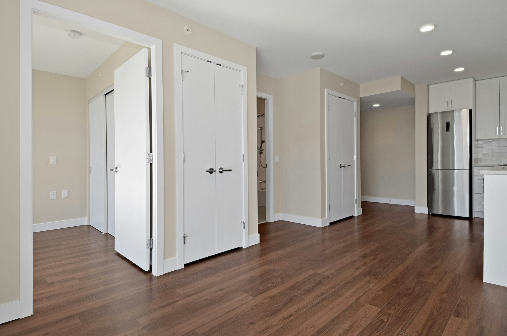 610-175 West 14th Street, North Vancouver, BC, V7M 0E6 - 4