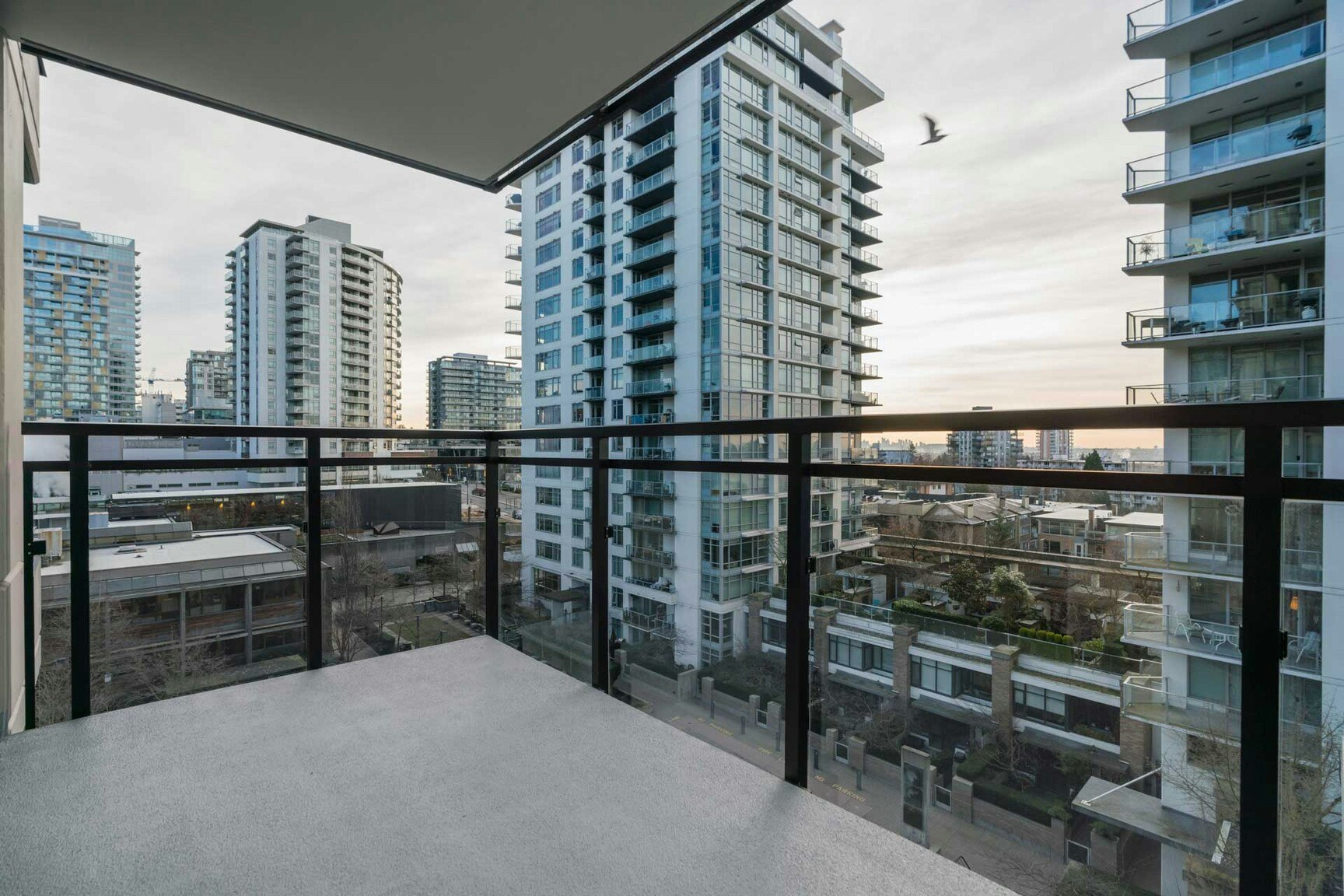 702-175 West 14th Street, North Vancouver, BC, V7M 0E6 - 6