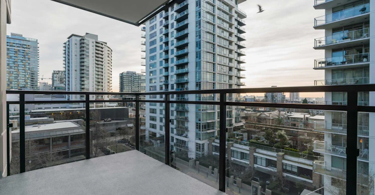 702-175 West 14th Street, North Vancouver, BC, V7M 0E6 - 6