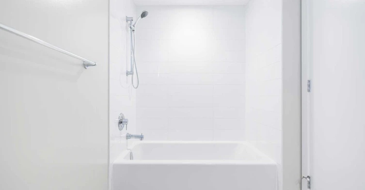 702-175 West 14th Street, North Vancouver, BC, V7M 0E6 - 7