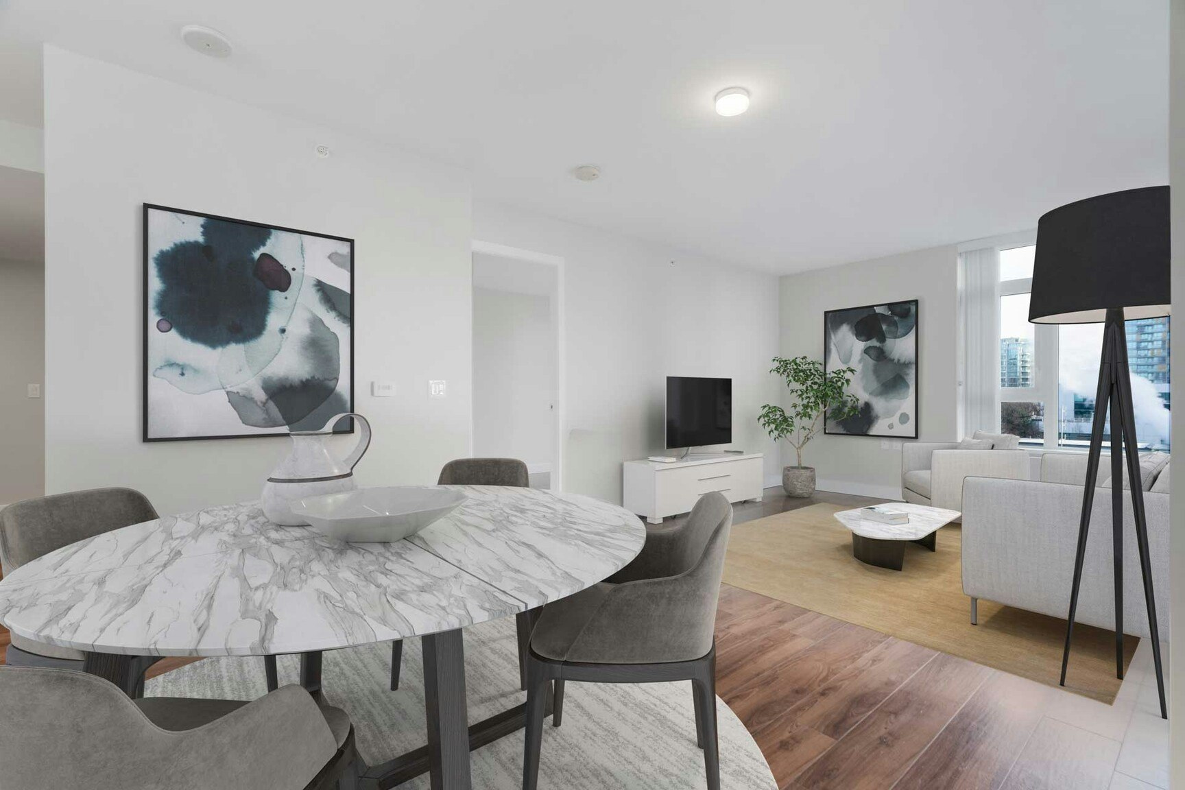 702-175 West 14th Street, North Vancouver, BC, V7M 0E6