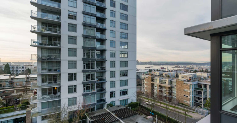 702-175 West 14th Street, North Vancouver, BC, V7M 0E6 - 8