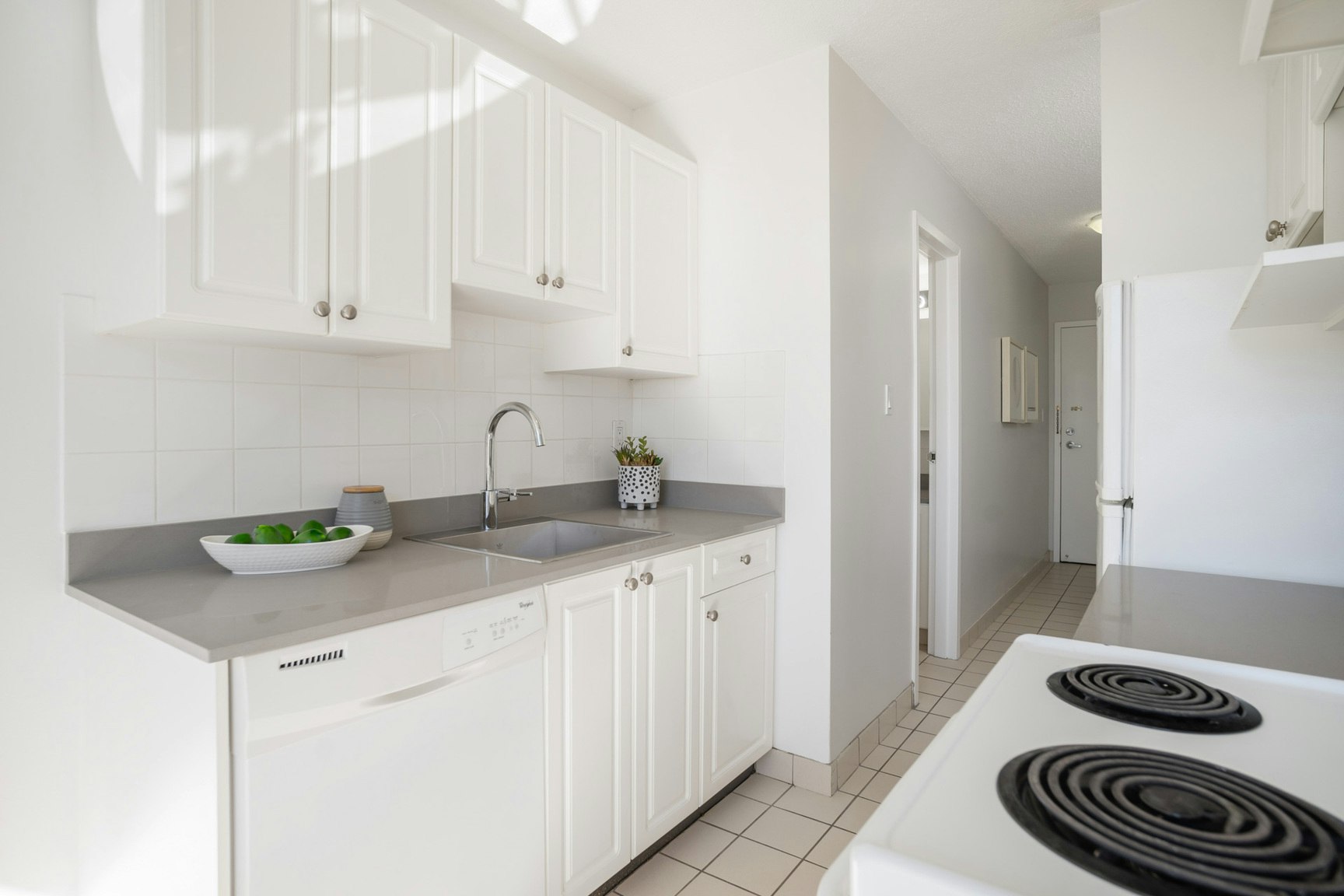 303-1160 Haro Street, Vancouver, BC, V6E 1E2 - 4
