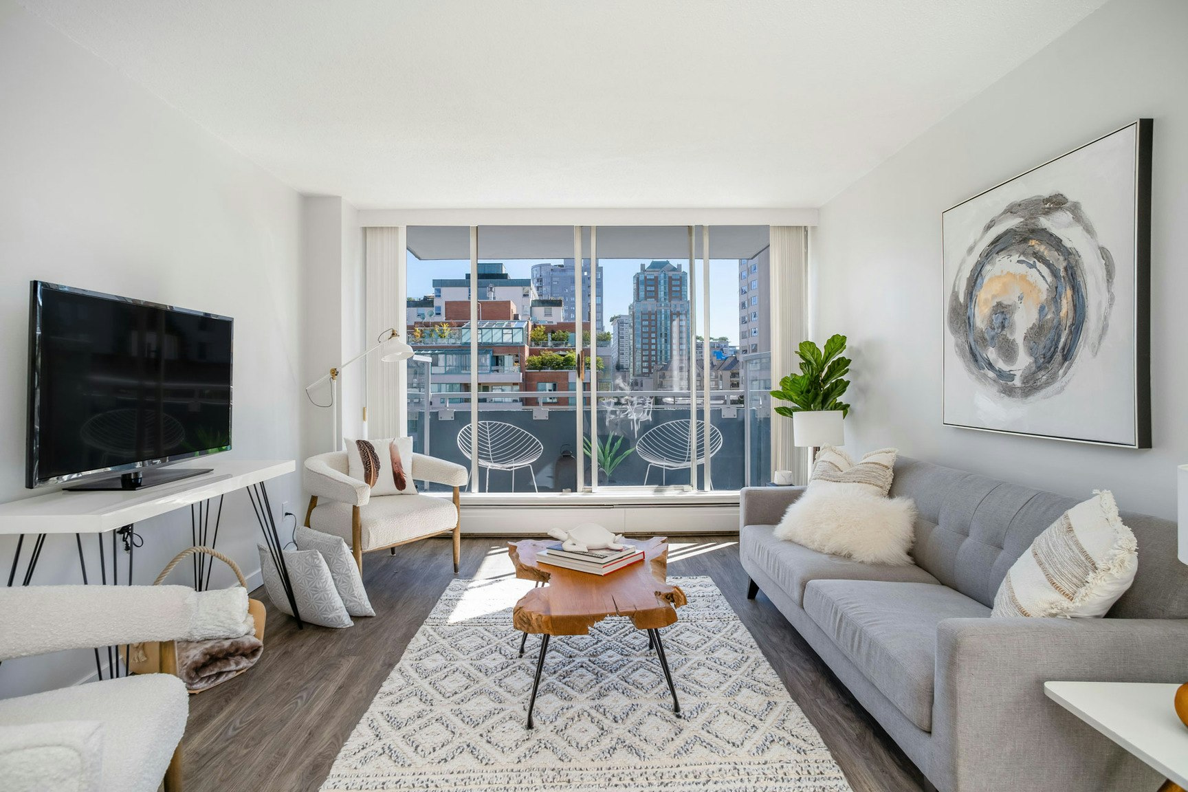 305-1160 Haro Street, Vancouver, BC, V6E 1E2