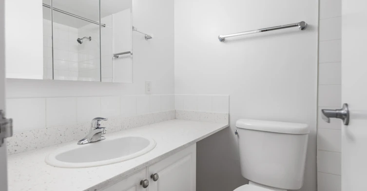 704-1160 Haro Street, Vancouver, BC, V6E 1E2 - 3