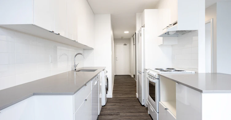 801-1160 Haro Street, Vancouver, BC, V6E 1E2 - 3