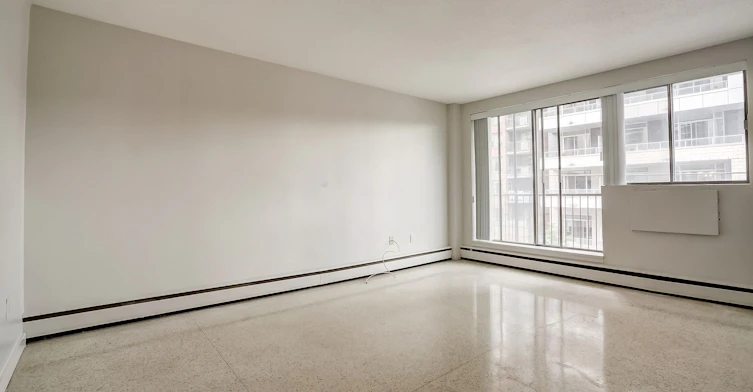 605-235 Bay Street, Ottawa, ON, K1R 5Z2 - 5