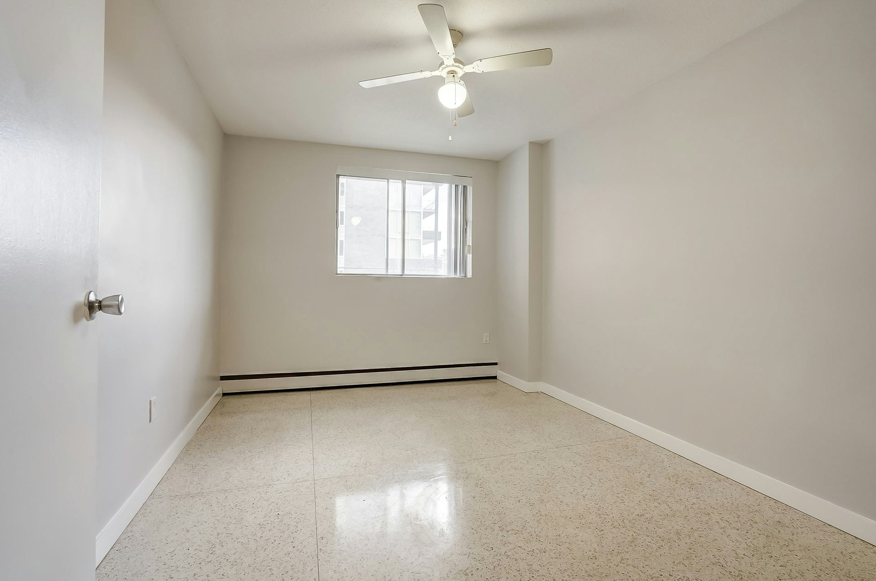 506-235 Bay Street, Ottawa, ON, K1R 5Z2 - 5