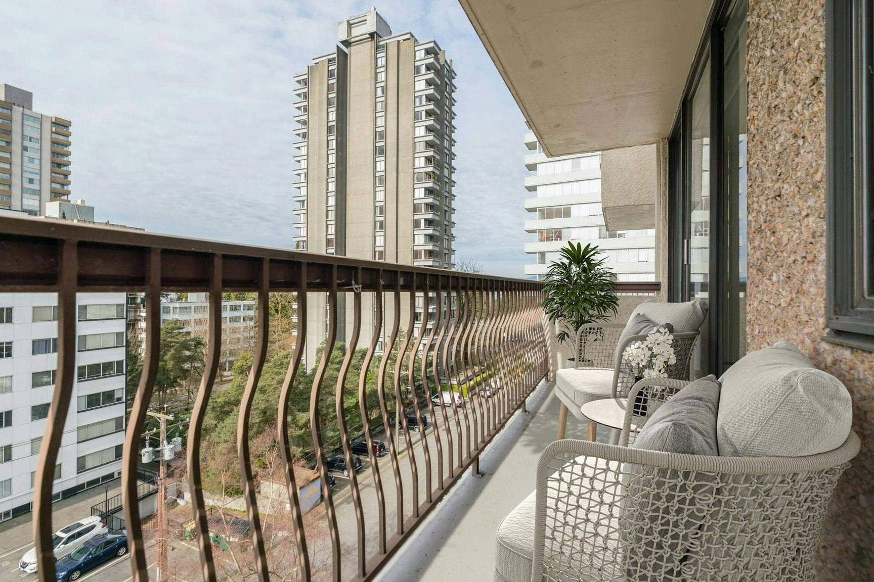 303-2040 Nelson Street, Vancouver, BC, V6G 1N5 - 6