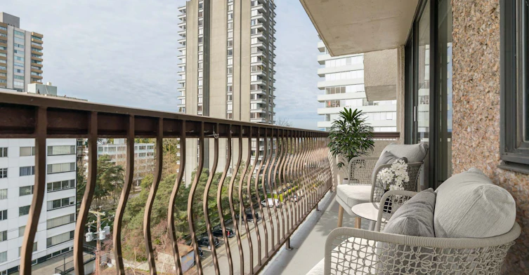 303-2040 Nelson Street, Vancouver, BC, V6G 1N5 - 6