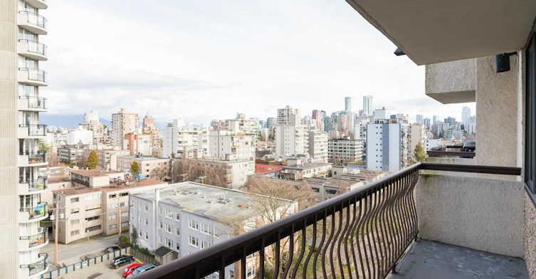 206-2040 Nelson Street, Vancouver, BC, V6G 1N5 - 2