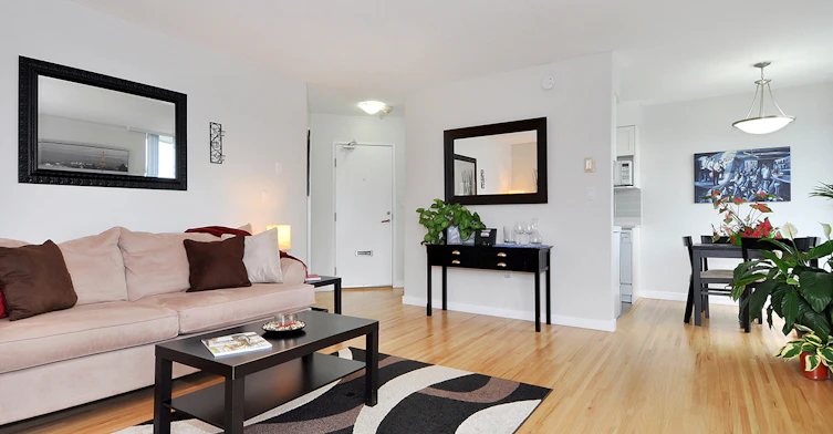 803-2045 Nelson Street, Vancouver, BC, V6G 1N8