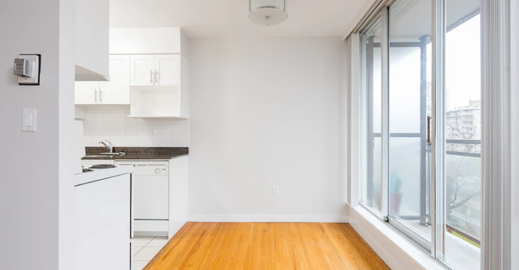 803-2045 Nelson Street, Vancouver, BC, V6G 1N8 - 7
