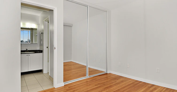 803-2045 Nelson Street, Vancouver, BC, V6G 1N8 - 6