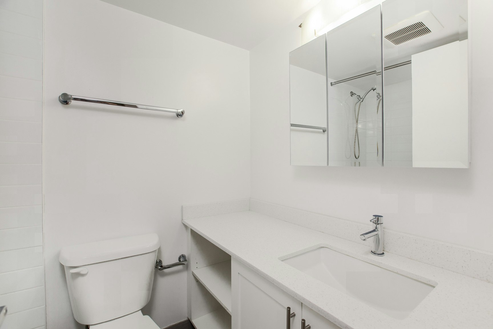 1108-1750 Davie Street, Vancouver, BC, V6G 1W3 - 2