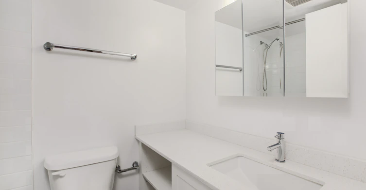 1108-1750 Davie Street, Vancouver, BC, V6G 1W3 - 2