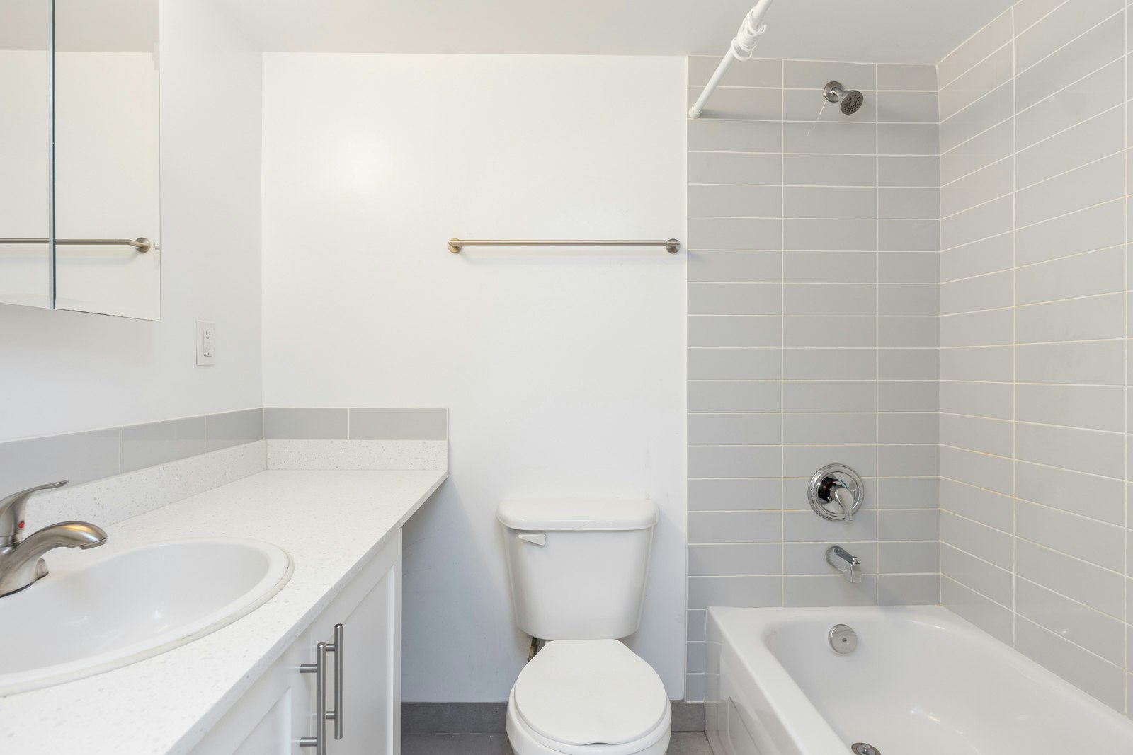 1108-1750 Davie Street, Vancouver, BC, V6G 1W3 - 5