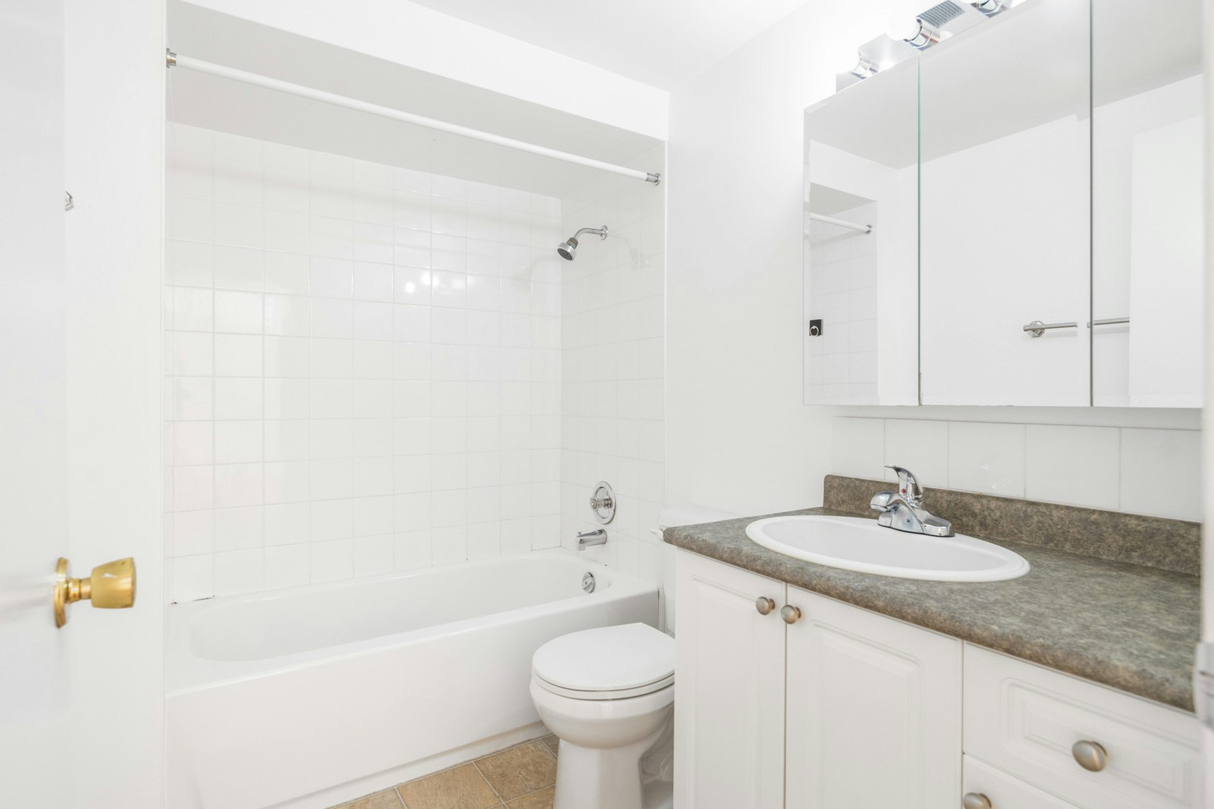 315-6450 East Boulevard, Vancouver, BC, V6M 3V9 - 5