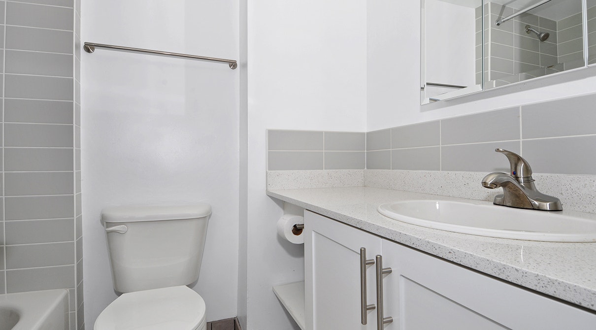 104-550 West 12th Avenue, Vancouver, BC, V5Z 1M3 - 2