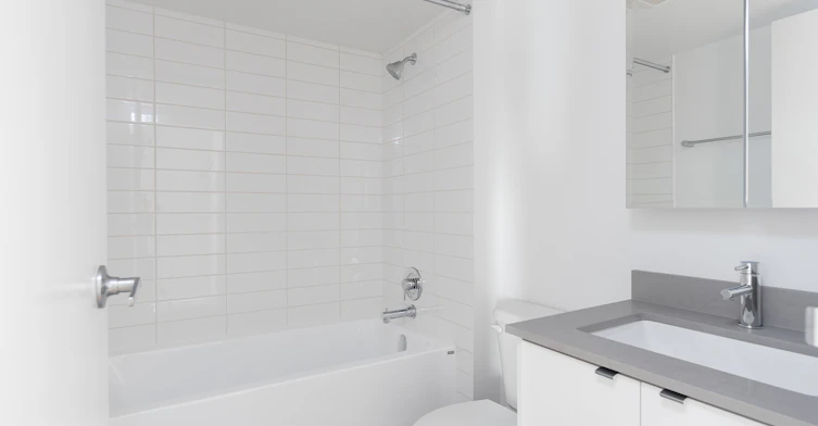 804-1775 Bellevue Avenue, West Vancouver, BC, V7V 1A9 - 2