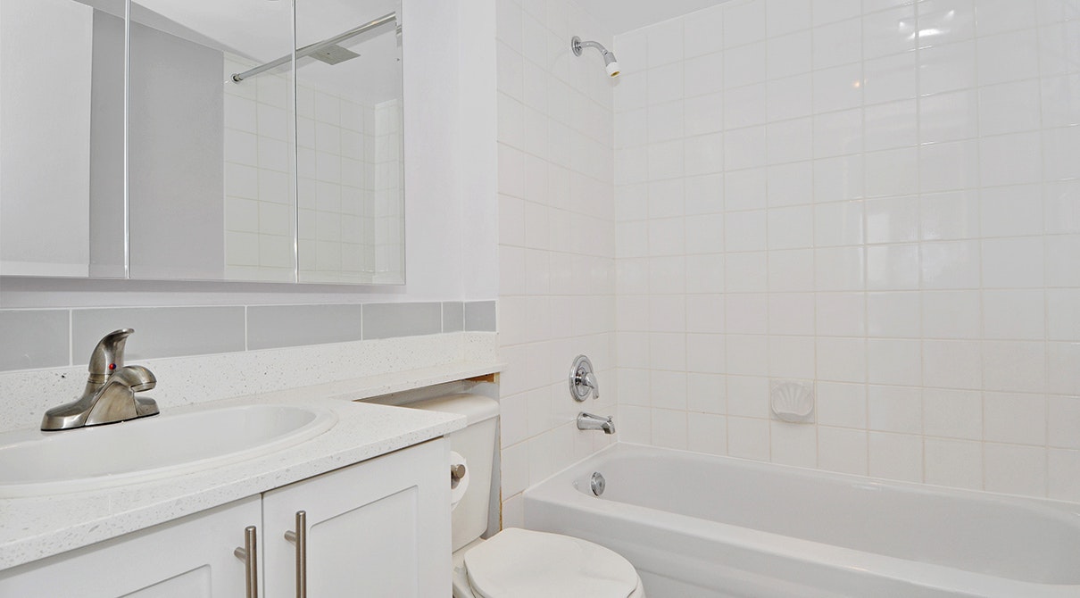 1103-1775 Bellevue Avenue, West Vancouver, BC, V7V 1A9