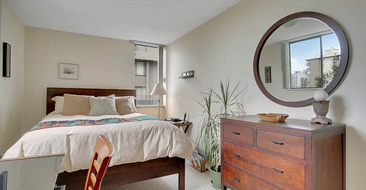 806-1905 Robson Street, Vancouver, BC, V6G 1E6 - 3