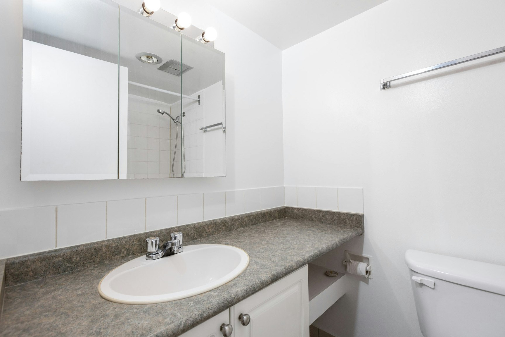 806-1905 Robson Street, Vancouver, BC, V6G 1E6 - 4