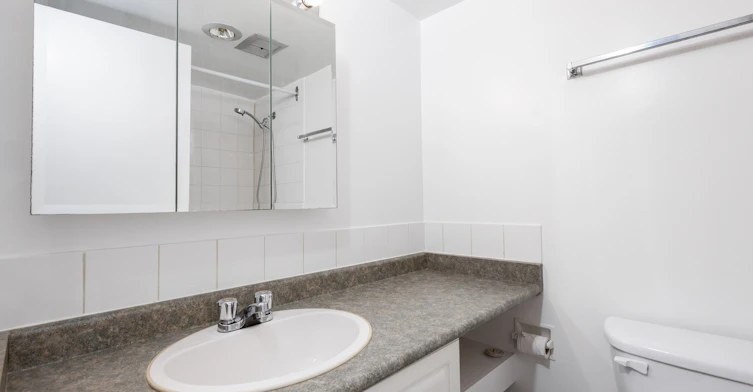 806-1905 Robson Street, Vancouver, BC, V6G 1E6 - 4
