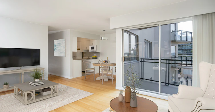 305-1370 Clyde Avenue, West Vancouver, BC, V7T 1E7 - 4
