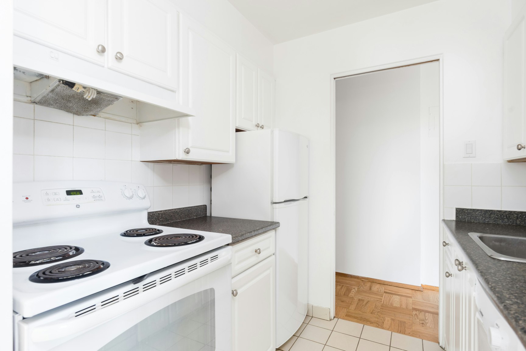 402-2191 West 39th Avenue, Vancouver, BC, V6M 1T7 - 6