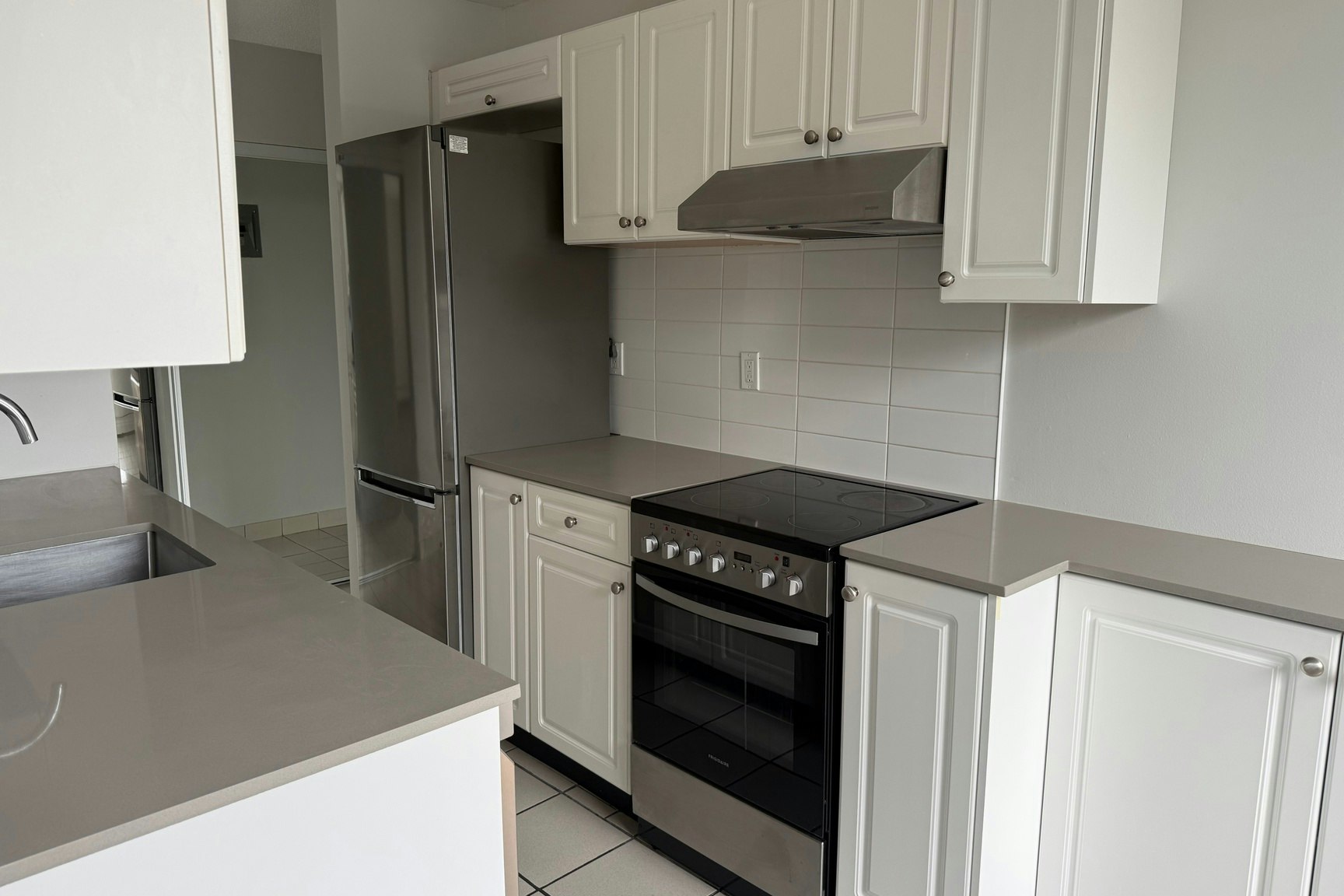 603-144 West 14th Street, North Vancouver, BC, V7M 1P1 - 5