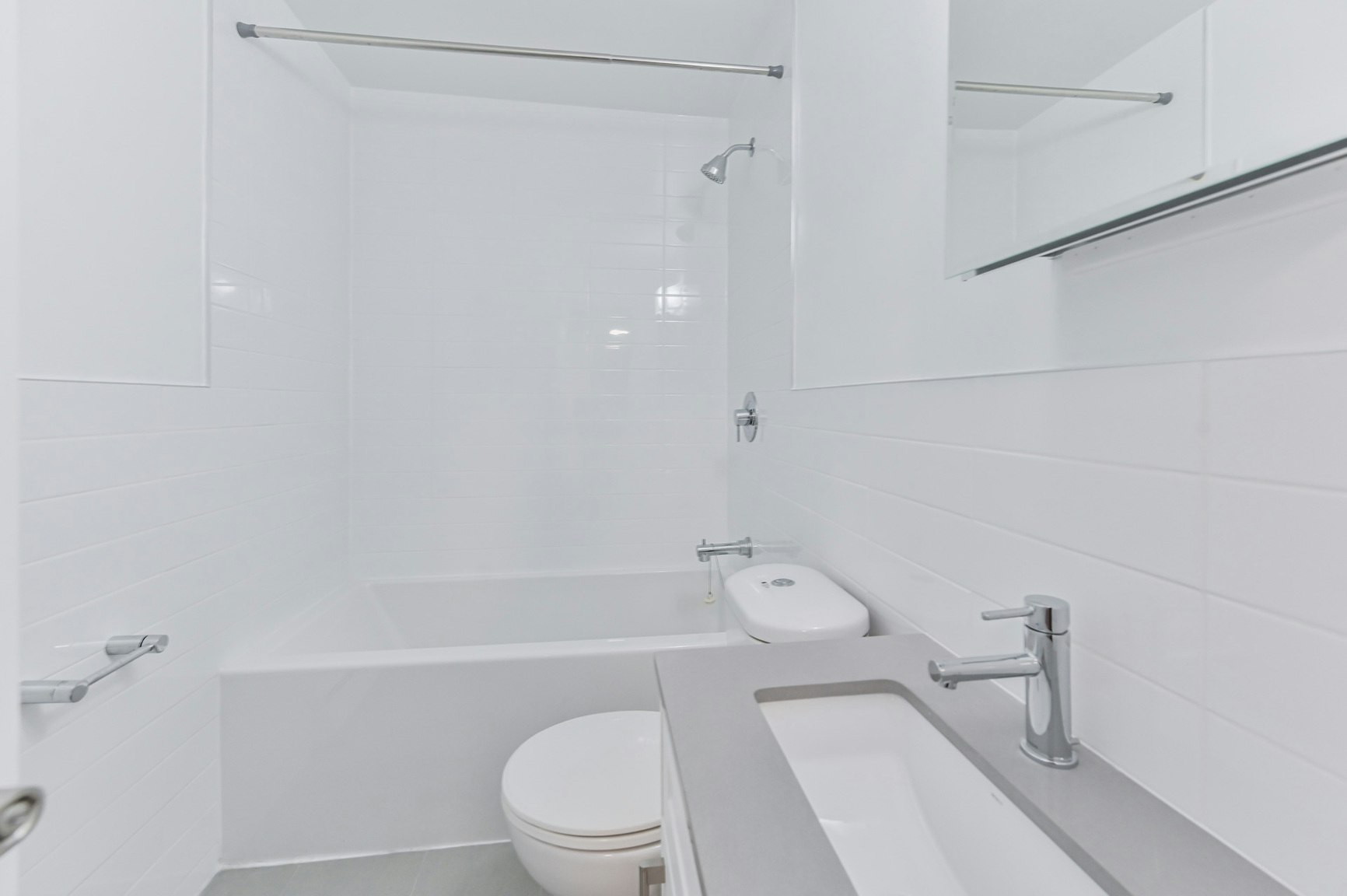 100-411 Eglinton Avenue East, Toronto, ON, M4P 1M7 - 9
