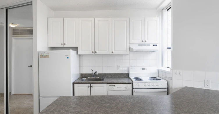 1208-1228 Nicola Street, Vancouver, BC, V6G 2E6 - 4