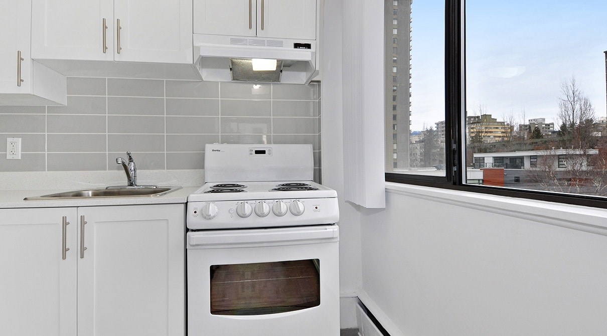 707-1380 Jervis Street, Vancouver, BC, V6E 2E5 - 2