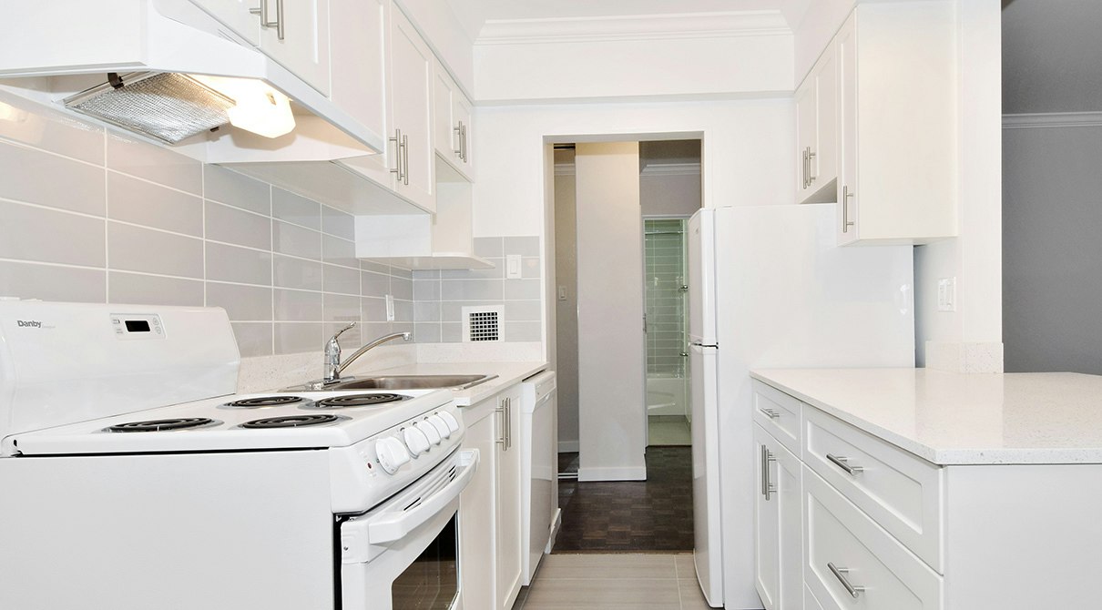 705-1380 Jervis Street, Vancouver, BC, V6E 2E5