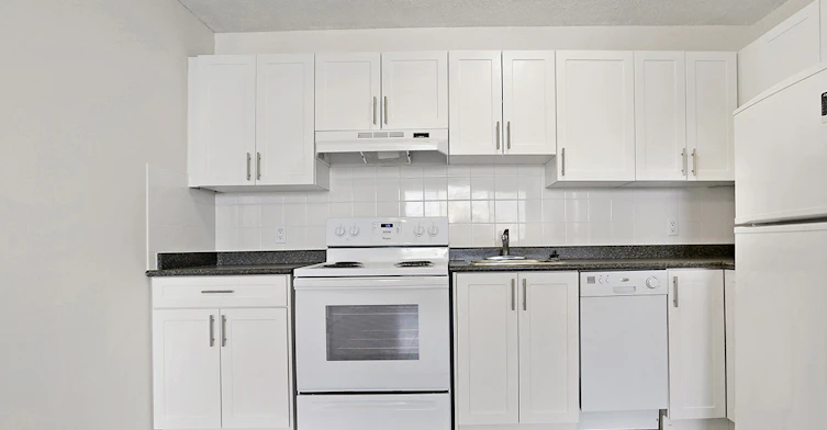 915-815 4 Avenue SW, Calgary, AB, T2P 3G8 - 5