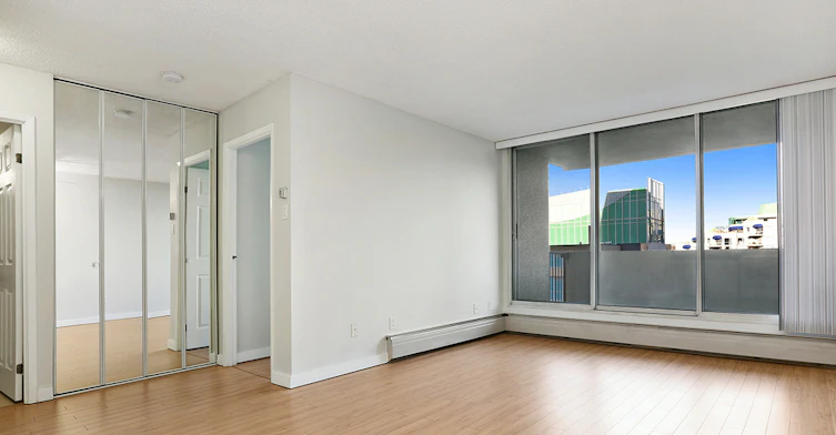 915-815 4 Avenue SW, Calgary, AB, T2P 3G8