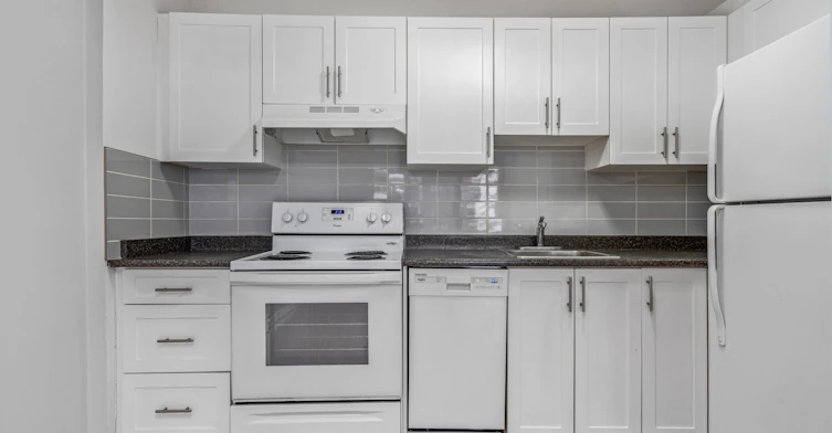502-815 4 Avenue SW, Calgary, AB, T2P 3G8 - 4