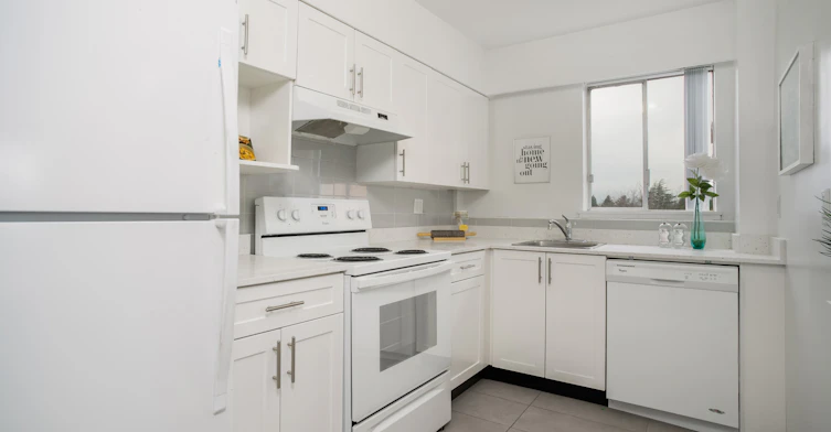 201-5976 Tisdall Street, Vancouver, BC, V5Z 3N2 - 6