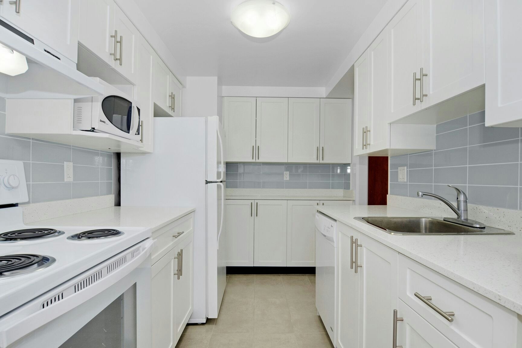 704-5976 Tisdall Street, Vancouver, BC, V5Z 3N2 - 4