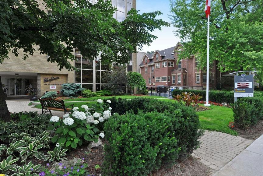 410-224 St. George Street, Toronto, ON, M5R 2N9 - 4