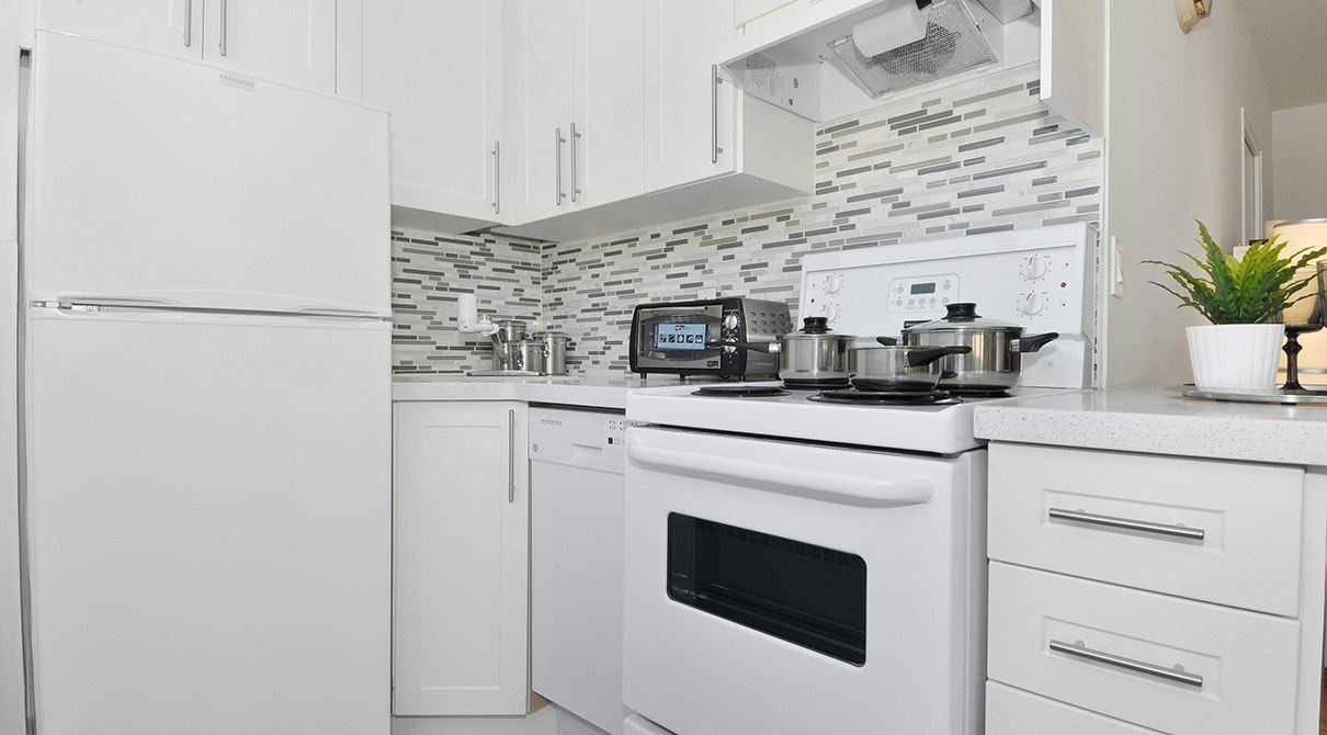 610-224 St. George Street, Toronto, ON, M5R 2N9 - 6