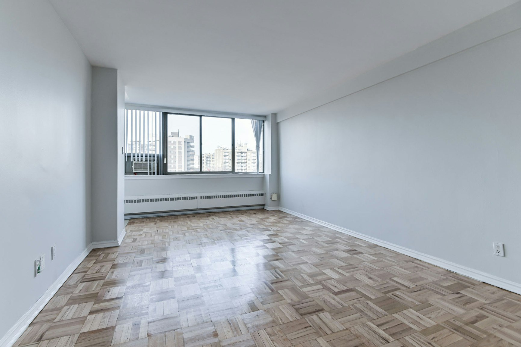 806-224 St. George Street, Toronto, ON, M5R 2N9 - 4