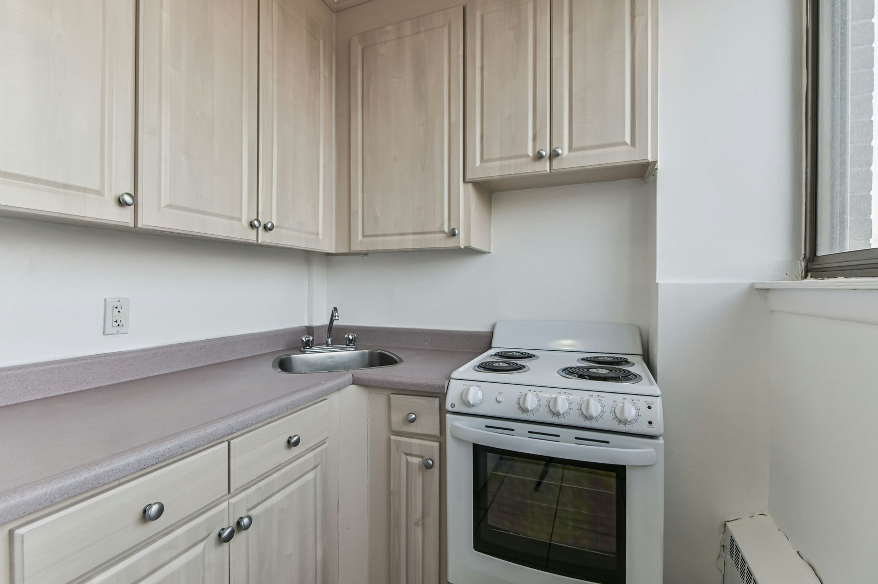 806-224 St. George Street, Toronto, ON, M5R 2N9 - 5