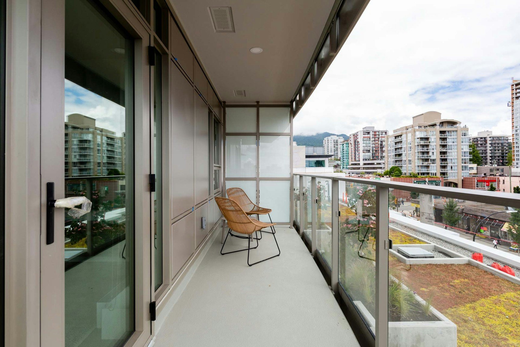 1801-108 West 13th Street, North Vancouver, BC, V7M 0G8 - 9