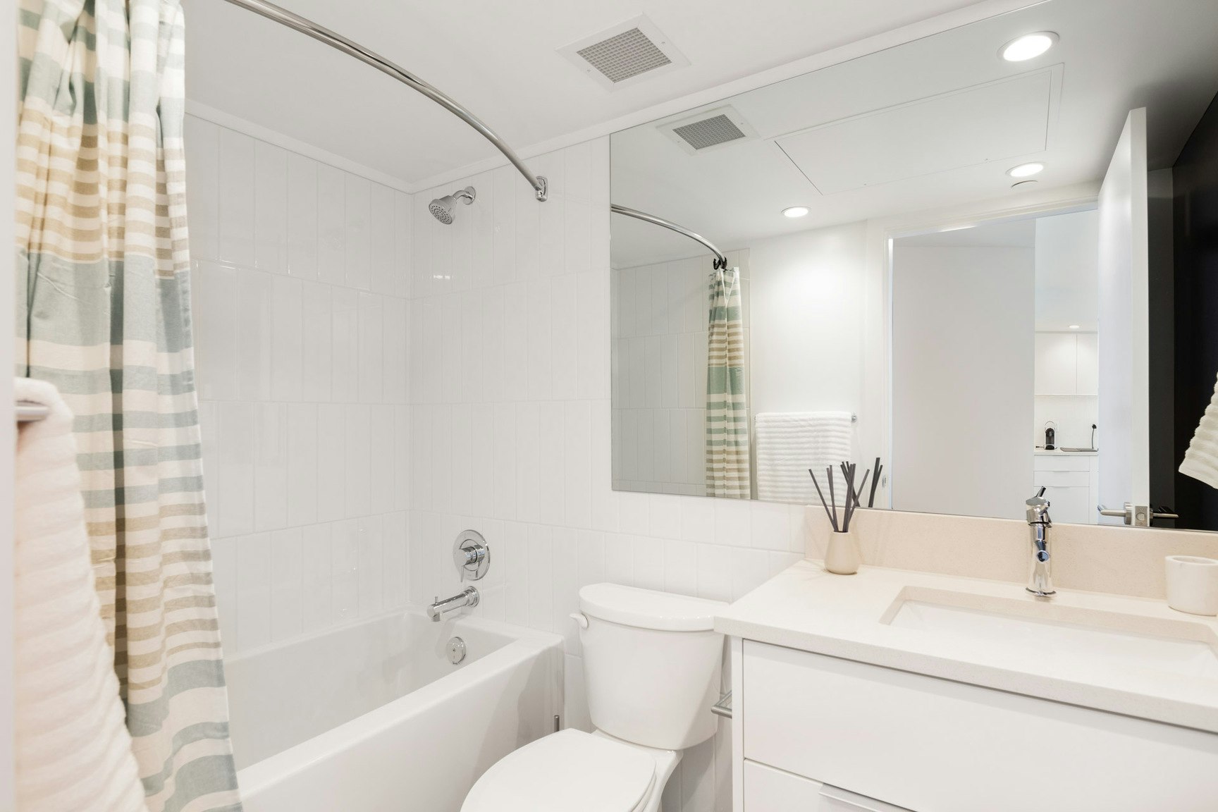 1801-108 West 13th Street, North Vancouver, BC, V7M 0G8 - 7