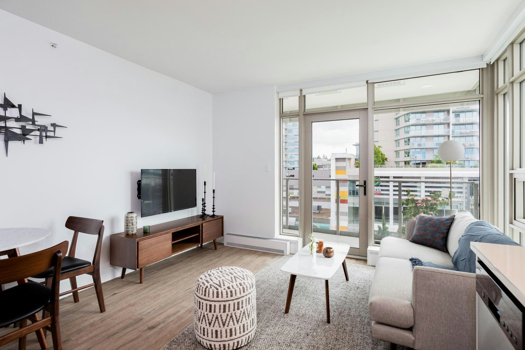1801-108 West 13th Street, North Vancouver, BC, V7M 0G8 - 2