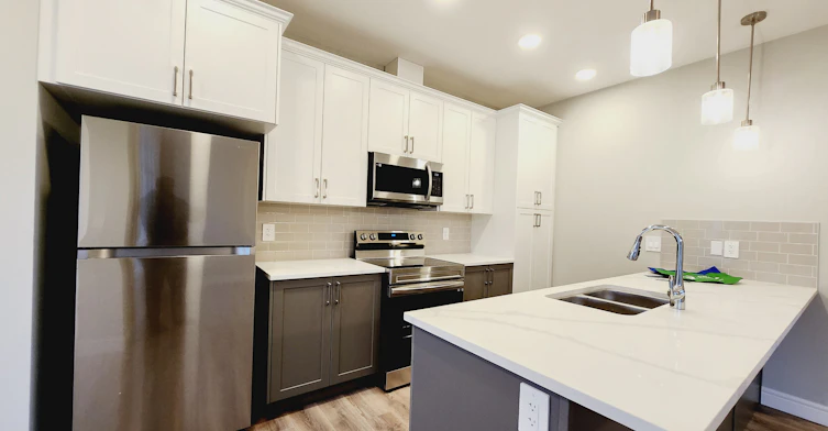 1693 Cavanagh Boluvard Southwest, Edmonton, AB, T6W 1A8 - 3